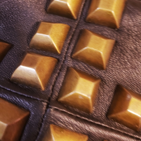 LIVE on SUNSET Blk. Linen/ Leather XL HoBo w/ Studs Bag-NEW - Picture 10 of 13